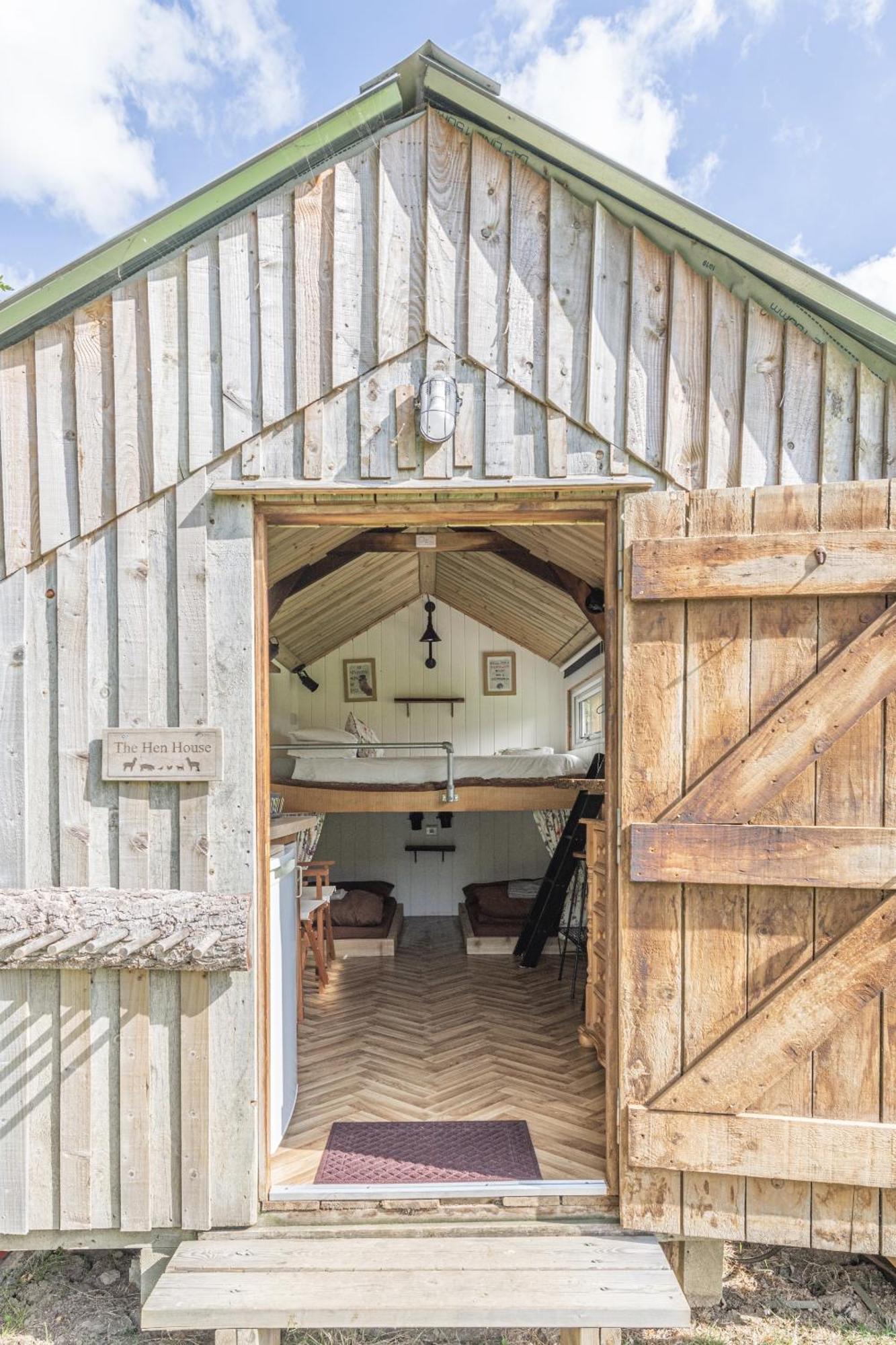 Dartmoor Reach Alpaca Farm Heated Cabins 5 Mins Drive To Dartmoor ボベイ・トレーシー 部屋 写真